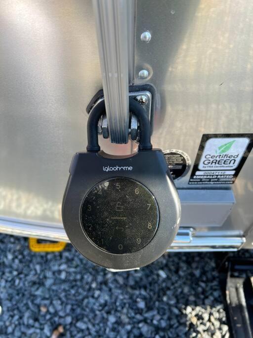 Modern Airstream With Amazing View - 10 To 15 Minutes From Kings Canyon National Park Dunlap エクステリア 写真